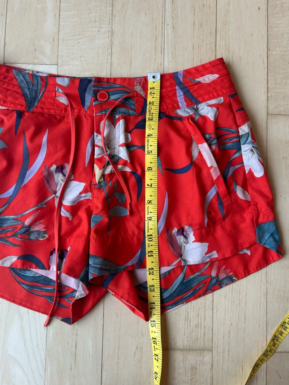 Athleta Women’s Coral Red Tropical Hudson Floral Board Swim Shorts Size 8